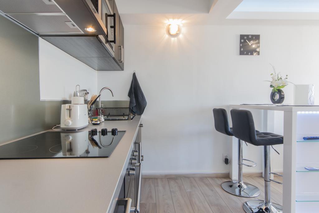 Sweethome Dijon - Black & White Ngoại thất bức ảnh